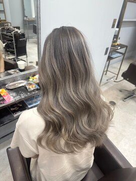 オズ 郡山桑野店(OZ) イメチェンハッシュカットフルバング似合わせレッドブラウン