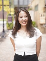 ビュートリアム 梅田(BEAUTRIUM)&nbsp;ミディアム /セミロング/レイヤー/ローレイヤー/梅田/茶屋町