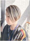 グラデーションショートヘア
