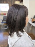 セミロングヘアー