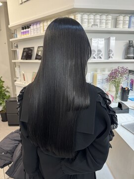 ペレ 栄 アネックス(PELE栄ANNEX) 韓国 くびれロング レイヤー ワンホンヘア 小顔前髪