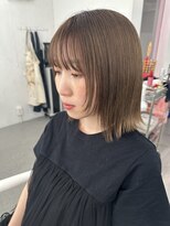 イロウ 山口どうもん店(IROW)&nbsp;外ハネボブ ブリーチ　ベージュ 顔周りレイヤー 髪質改善【山口