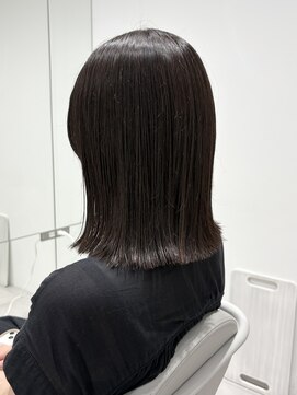 ソト 銀座(soto.) ミディアムヘア/暗めカラー/デザインカラー/ロブ