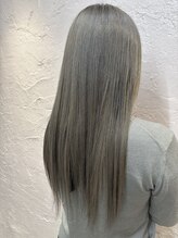 フッタ(Futta)&nbsp;グレージュカラー【西武新宿駅】【駅近徒歩1分】