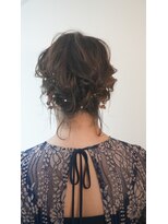 花鳥風月 レイヤーボブでもパーティヘアまとめ髪