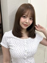 ハニー 町田(HONEY)&nbsp;レイヤーカット/ミディアム/ベージュ