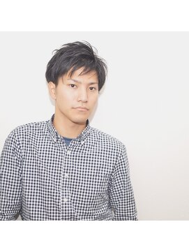 サロンドカーロ(SALON’ DE CARO) 長短をつけた束感のショートスタイル