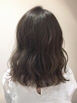 ロンド ブランシュ 錦糸町北口(Lond blanche)&nbsp;誰もが目指したお洒落カラー☆カーキグレージュ【担当シバタ】