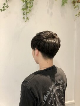 コム(com by neolive) 爽やかビジネスショート 2