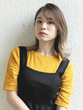 浪漫館 アプリーレ(APRILE) ミディアムレイヤー　外ハネ　シアーベージュ