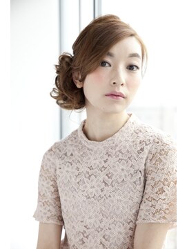 リノヘアー 上板橋(LINO HAIR) 上板橋駅北口徒歩3分♪ふんわりサイドアップ