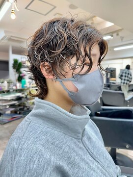 ヴェイン 渋谷(vain) ハンサムショートウルフショートパーマ前下がりスパイラルパーマ