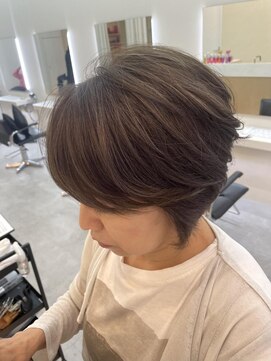 フェメ 立川(PHEME) ハイライト/大人ショート