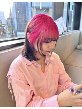 ロカリタ キョウト 河原町三条店(ROCAReTA kyoto) ネオンピンク