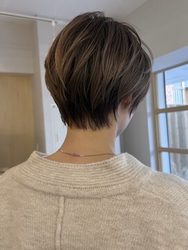 バベル アット フルリール 甲子園口(BABEL at fleurir) ハイライトベージュでつくる立体感ショートヘア