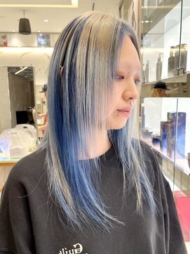 ピークアブー 原宿ハラカド(PEEK-A-BOO) ストライプカラー　ネイビーカラー　デザインカラー