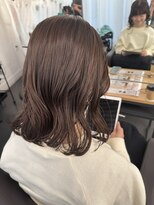 シア(sia)&nbsp;ブリーチなしの明るくメンテナンスはオリーブベージュで◎