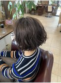 ショートボブ×ゆるパーマ