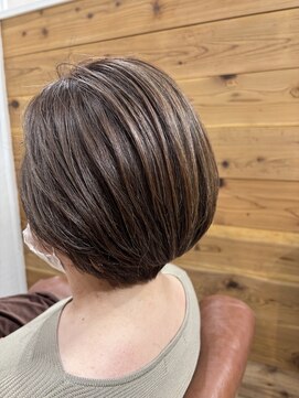 リーク(LEEK) 【まとまり抜群！ショートボブ×プラチナマットカラー】