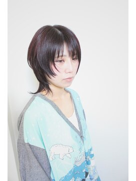 ビアージュ(Viage) :ウルフヘア　:レイヤーウルフ　:外はねミディ　:レッドブラウン