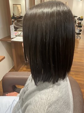 アミカ シーモール店(Amica) 前下がりスタイル