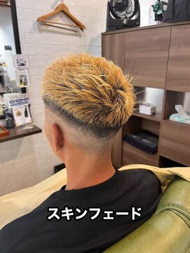 ヘアーズ ゴッチ(HAIRS GOTTI) スキンフェード