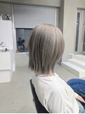 レイヤーボブ/ホワイトベージュ/透明感/くびれミディ