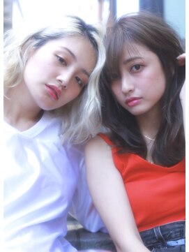 テイラー(Taylor) [Taylor] ワイルドかきあげボブx愛されミディ