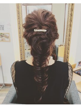ヘアーアンドコークラシコ(Hair&Co. Clasico) フィッシュボーン