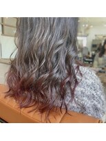 キャンバス(Canvas)&nbsp;毛先にピンクのアクセントカラー♪