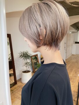 シエナ(CIENA) 【CIENA】ブリーチ有りのホワイトショート