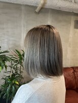 リエコー(RE'ECHO)&nbsp;シルバーカラー～ブリーチダブルカラー