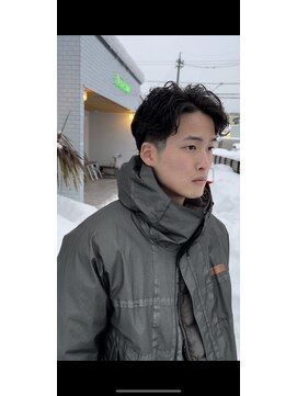 サンディーズ(Sandees) 刈り上げショートフェードスリックバックワンカールパーマ