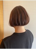 この秋流行りの暖色系ベージュカラー
