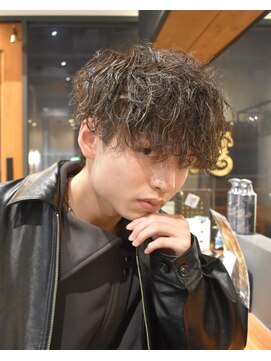 フリークバーバーショップ 河原町三条店(FREAK BARBER SHOP) スペインカール/スパイキーショート/フェザーパーマ/河原町三条