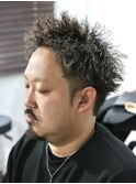 スパイキーショート × ハードツイストパーマ/20代30代40代