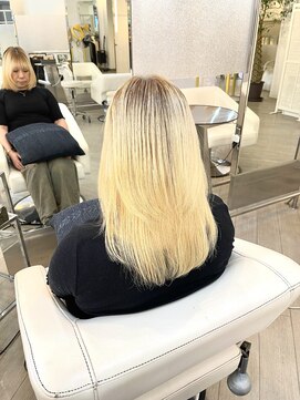 グラマシー アレックス(Gramercy alex) ブリーチ縮毛矯正