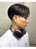 刈り上げセンターパートツーブロック