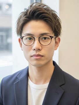 アップバングショートビジネスショートツーブロック刈り上げ