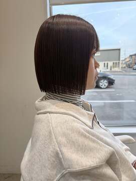 メリル(Melil) ぷちゅん/切りっぱなしボブ/ブラウンカラー/縮毛矯正