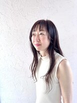ベルーガ&nbsp;ステップボーンカット　ロングヘア