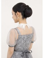 バポス ヘアサロン (BAPOS Hair Salon) 洋装スタイルのシニオン