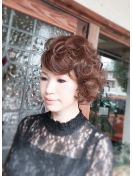 ソフトリーゼント系のセットアレンジ L シークヘアー Chic Hair のヘアカタログ ホットペッパービューティー