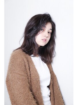 アイノア レラシオン(AInoa Relacion) くせ毛風ミディ 【Ｒｅｌａｃｉｏｎ亀有】