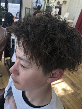 リリー ヘアーアンドビューティー(Lily) ソフトツイストパーマ