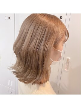 フェリア 緑地公園(FERIA) ミルクティーベージュ