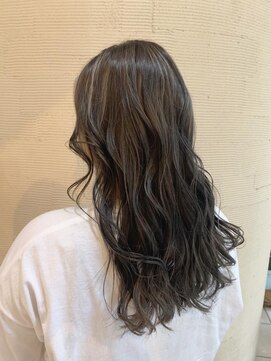 リフレアンドケア ミチ 幸町店(refre&care MICHI) 透明感シルバーアッシュ