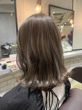 エイトセカンド 新宿三丁目店(EIGHT second) ハイライトカラー