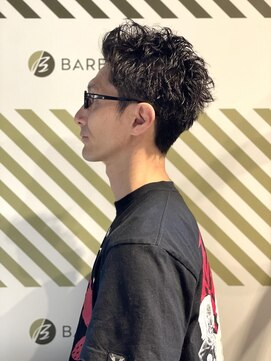 バーバーバー アカバネ(BARBER-BAR AKABANE) 刈り上げない大人のショートスタイル