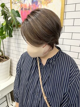 リール(THE RIRE.) ＊THE  RIRE.  ショートヘア×カーキグレーハイライト＊